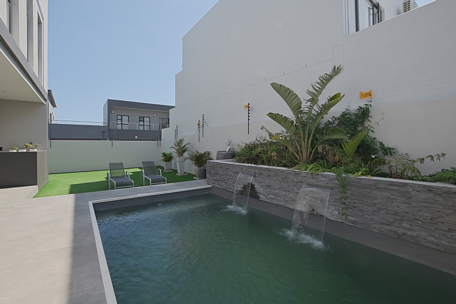 5 Bedroom Property for Sale in Sandown Western Cape